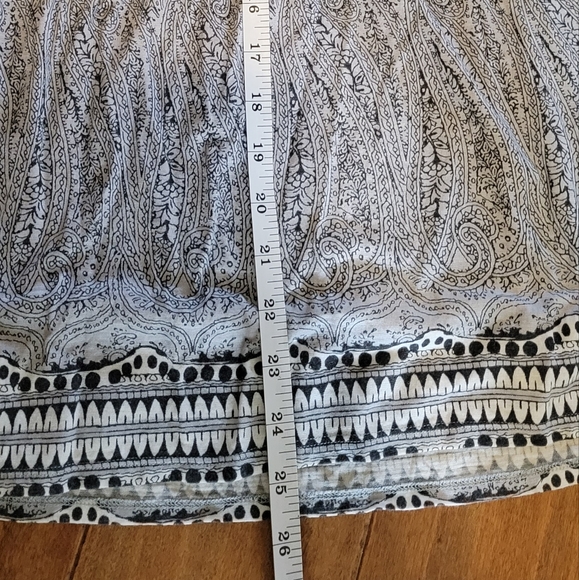 Like New Anthropologie Akemi + Kin Mixed Media Top - Picture 9 of 10